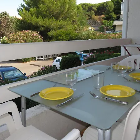 Apartment Studio Sete, 1 Piece, 3 Personnes - Fr-1-338-510 Sète